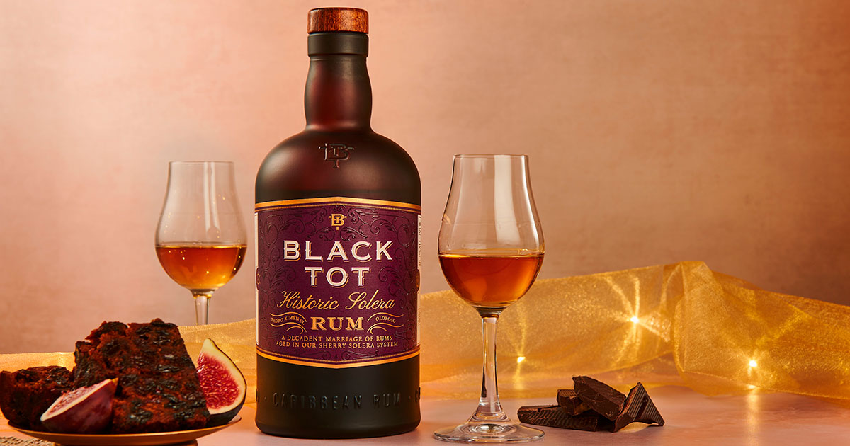 Solera Sherry Casks: Elixir Distillers führen Black Tot Historic Solera Rum ein