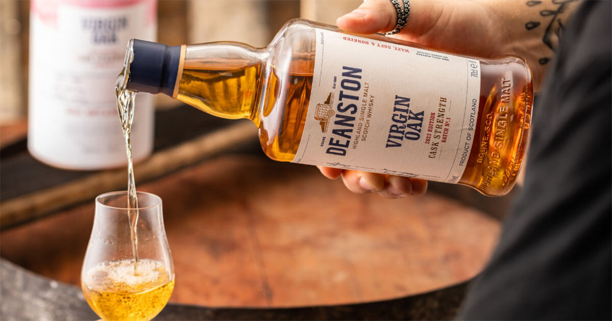 Cask Strength: Deanston Distillery bringt fassstarken Deanston Virgin Oak