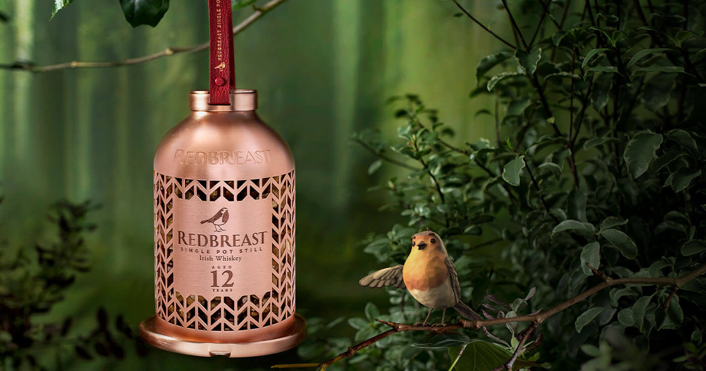 Schutz der Vogelarten: Redbreast 12 Jahre als Bird Feeder Limited Edition erhältlich