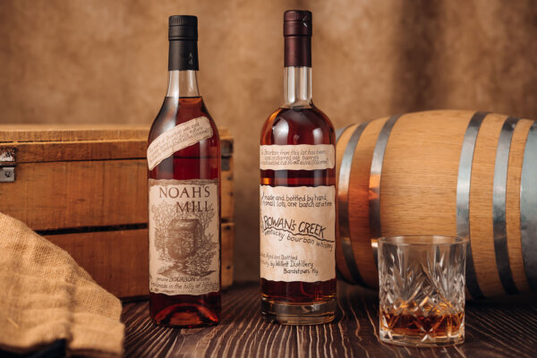 Noah’s Mill Bourbon und Rowan’s Creek Bourbon