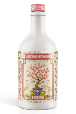 Gin Sul Jardim do Paraíso Japão eine Flasche Gin Sul Jardim do Paraíso Japão